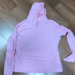 Nike pullover hoodie. dri-fit